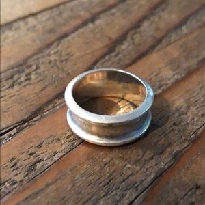 sterling silver Tiffany-style Concave band